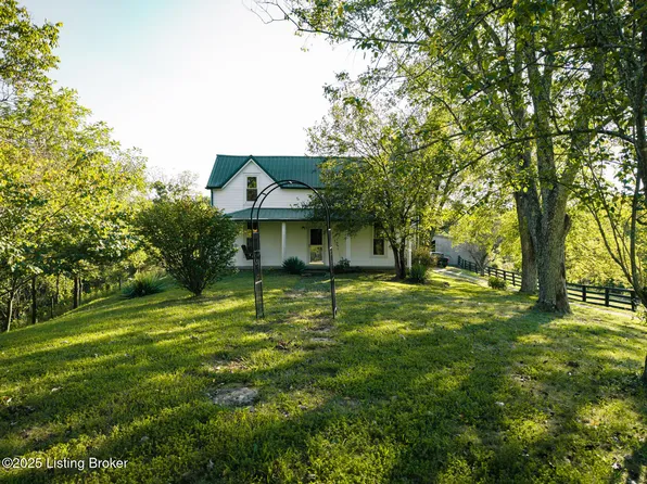 1919 Crooked Creek Rd, Lawrenceburg, KY 40342