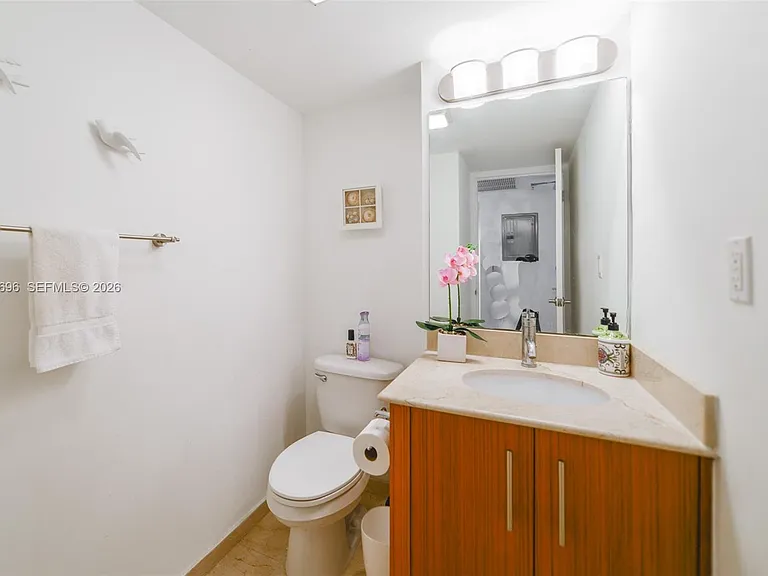 10275 Collins Ave #307 — Photo 6