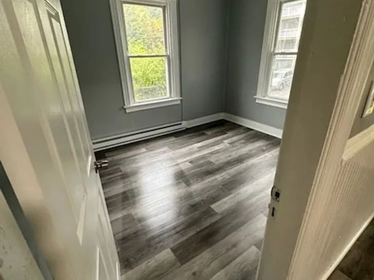 50-56 Hunters Ave — Photo 12