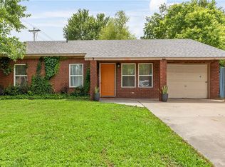 1211 Maple Ln, Elkins, AR 72727