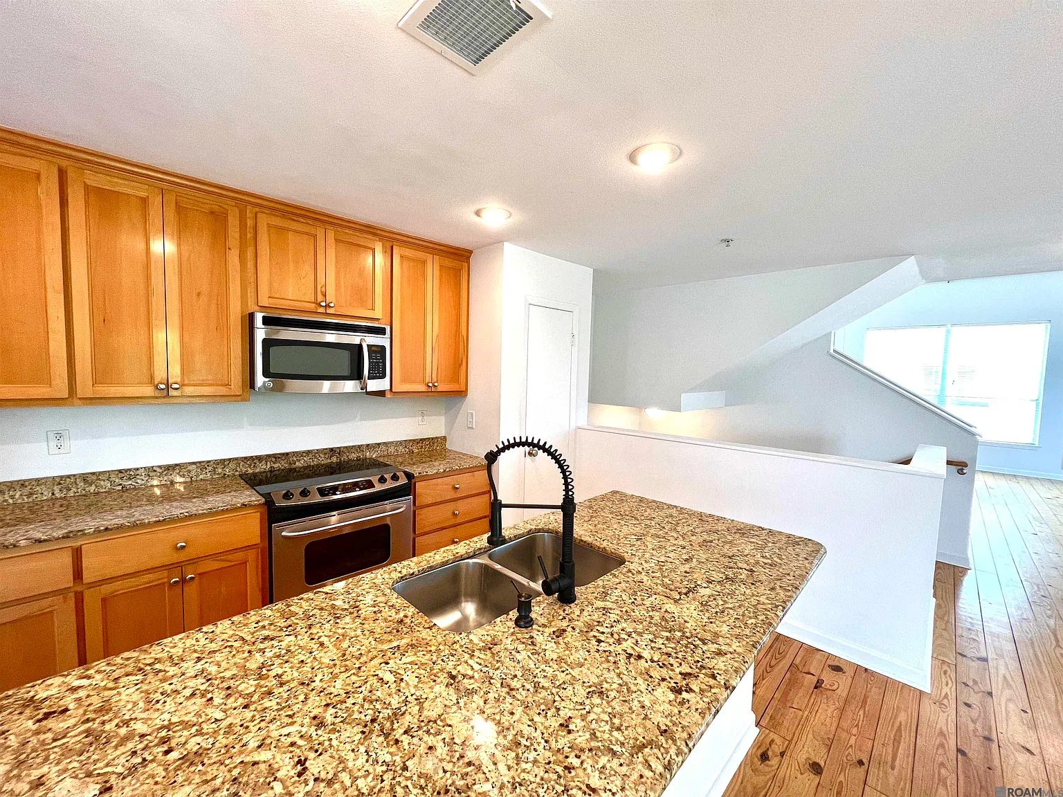 2 bed, 1808 sqft, $1,675 — Photo 3