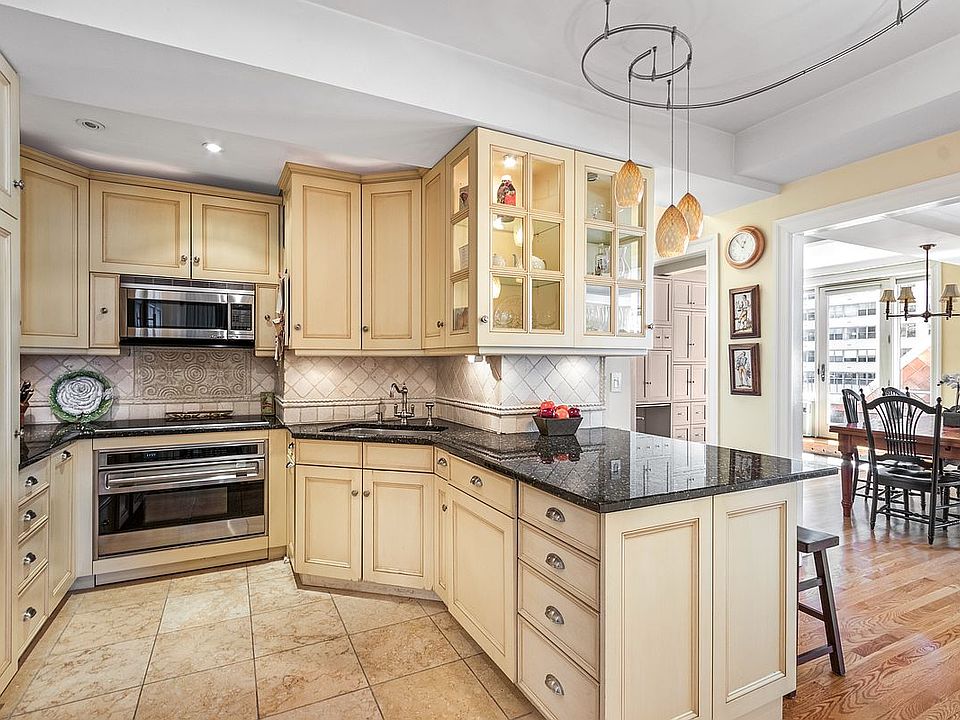 1st image of 23 W 73rd St #1107