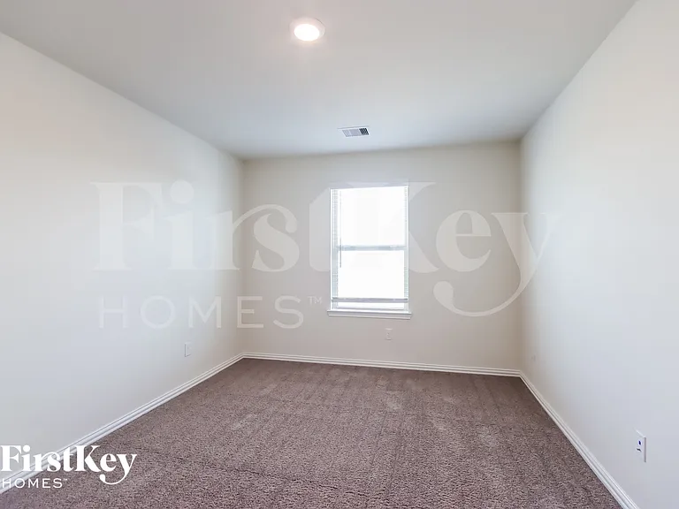 12543 Highgrove Springs Dr — Photo 14