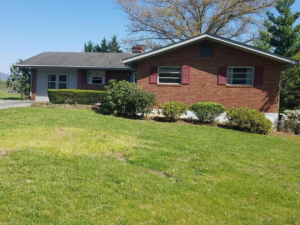 2nd image of 6804 Greenway Dr