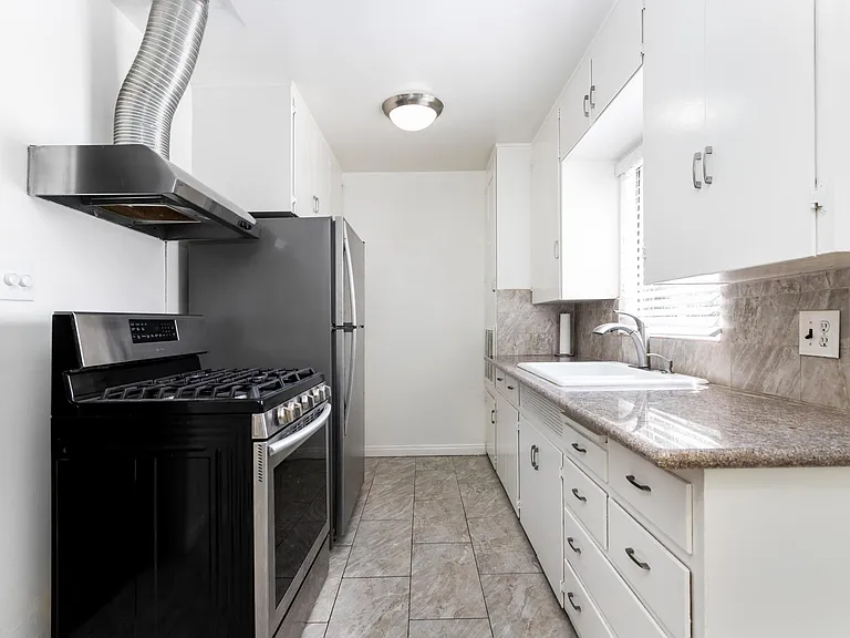 4181 Tujunga Ave #4183 — Photo 11