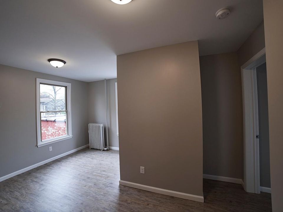 Kitchen - open area with bathroom