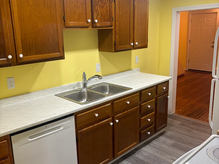 127 State St #123 — Photo 15