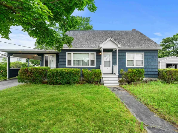24 Plummer Street, Goffstown, NH 03102