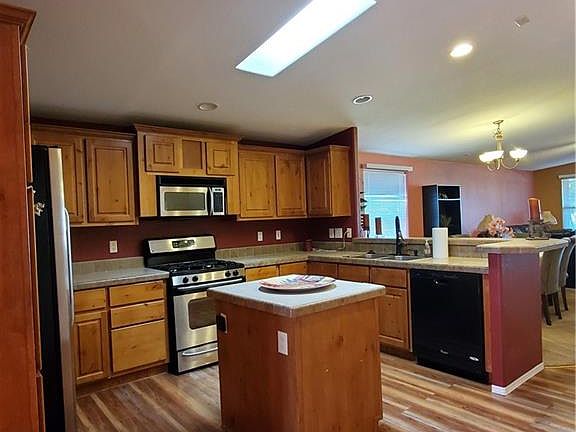 2nd image of 3315 Santana Loop