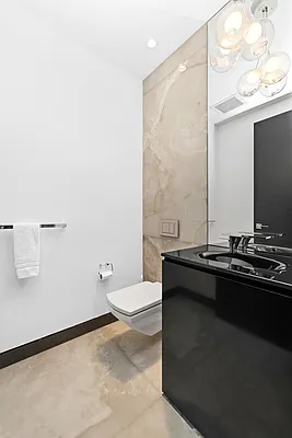 Rented by R New York | media 17