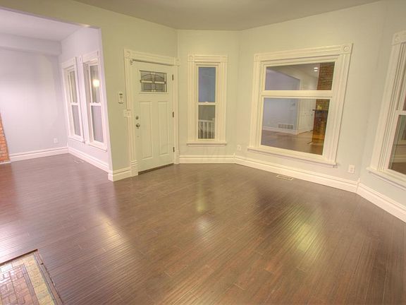 5th image of 1058 E Rich St