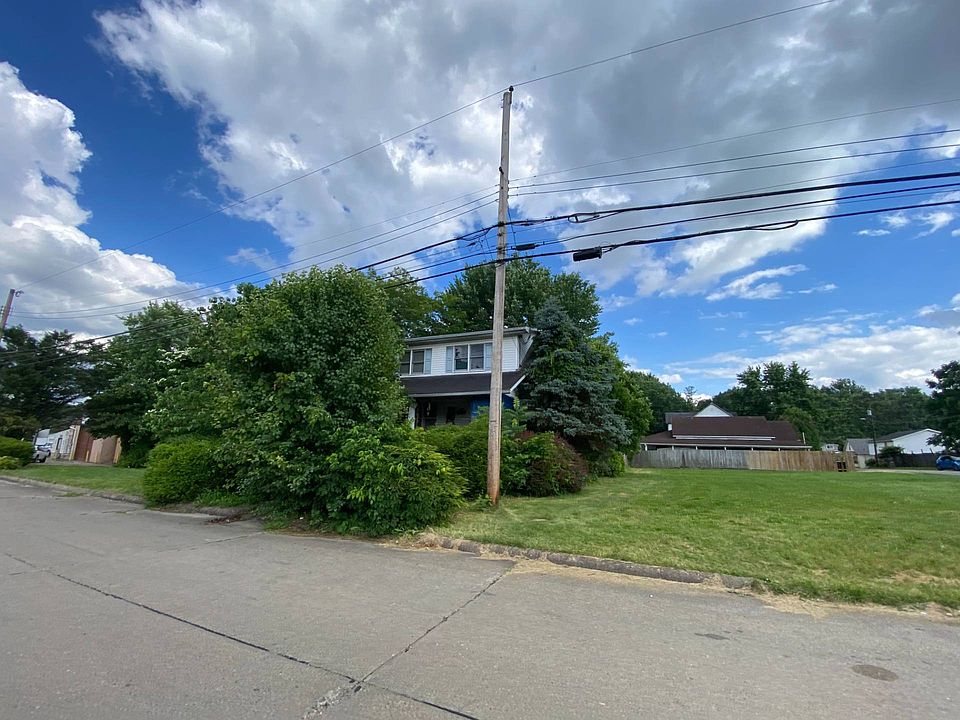 1st image of 2608 9th Ave