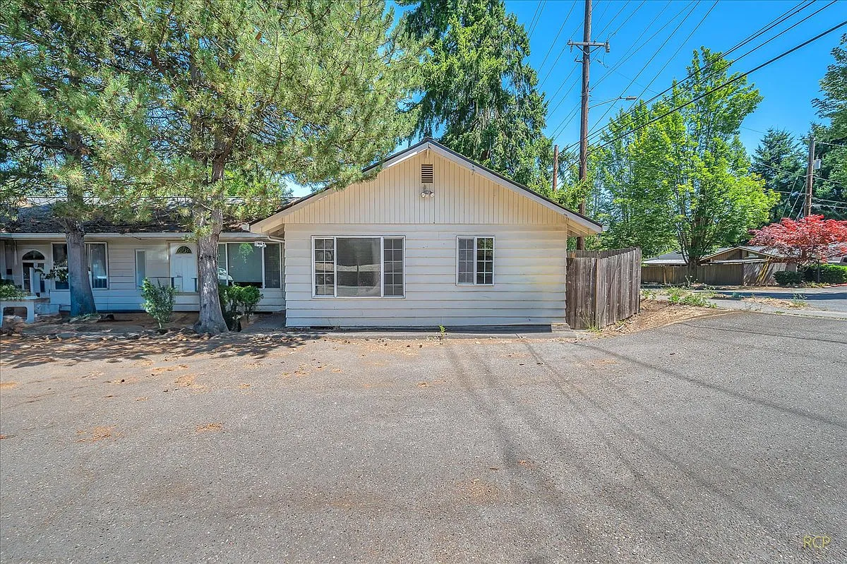 12975 SW Allen Blvd - 1 — Photo 1