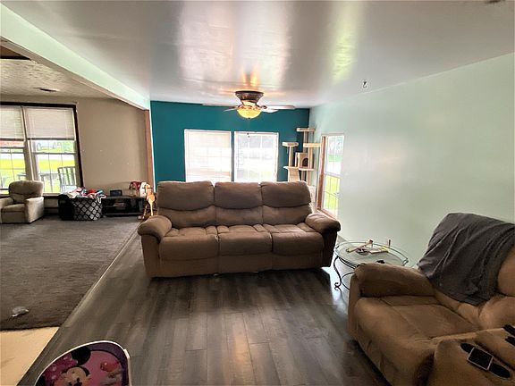 2nd image of 413 Winbigler St