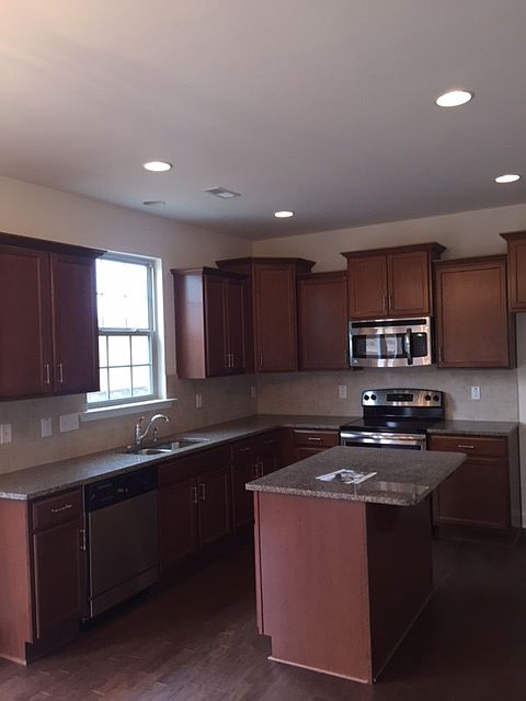 1st image of 510 Eagles Way