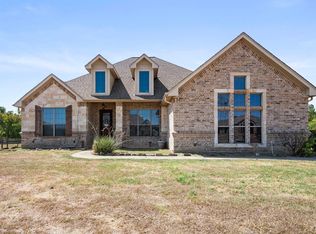 128 Waterfall Ct, Azle, TX 76020