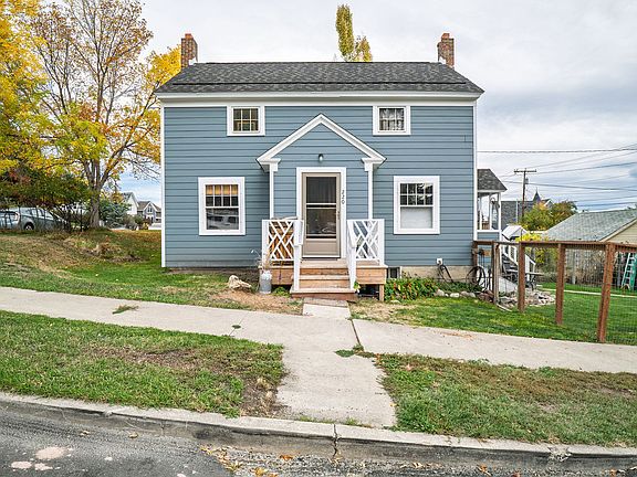 2nd image of 220 Adams St