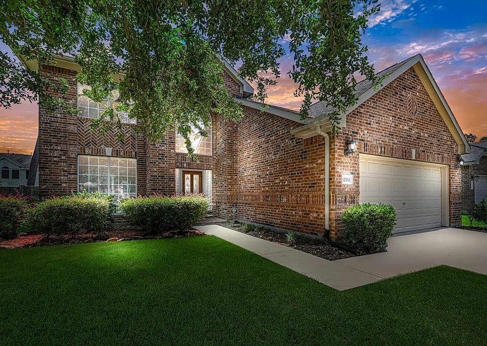1st image of 12330 Crescent Mountain Ln