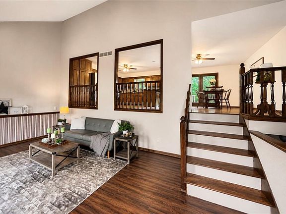 3rd image of 508 Maple Ln