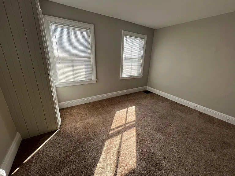 45 E North St — Photo 13