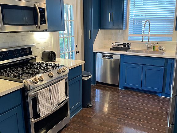 3rd image of 222 Prospect St #222