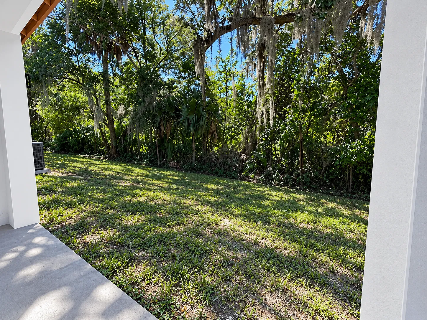 4 bed, 1296 sqft, $2,300 — Photo 4