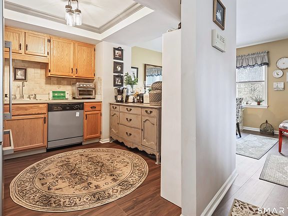 4th image of 1229 Winsted Road #54