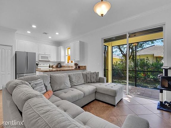 3rd image of 10231 Tin Maple Dr