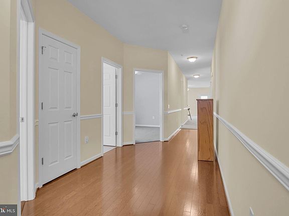 3rd image of 126 Congress Dr