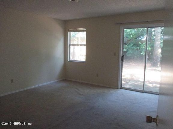 5th image of 10178 Geni Hill Cir N