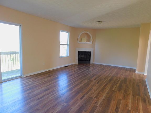 2nd image of 5864 Abernathy Ln