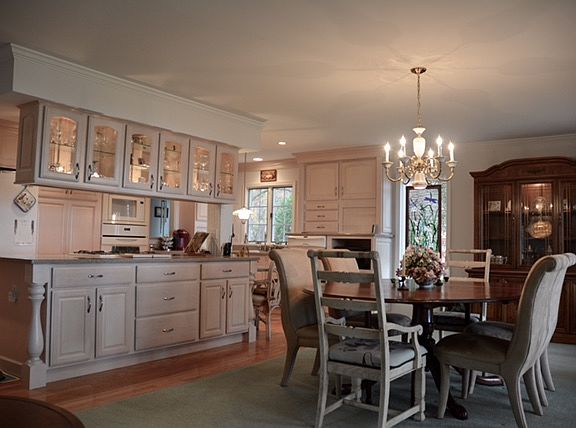 Open Kitchen and Dining area
