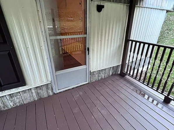 215 Sarah Branham Holw, Pikeville, KY 41501