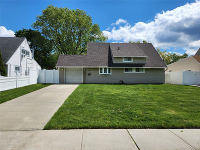 17 College Lane, Westbury, NY, 11590