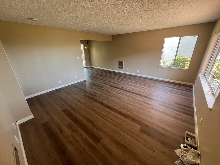 715 Colina Ln #B — Photo 18