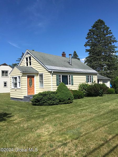 2nd image of 2950 Ford Avenue