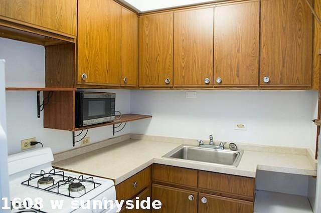 1st image of 1608 W Sunnyside Ave #522