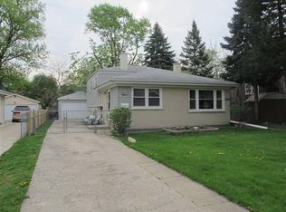 431 N Michigan Ave, Villa Park, IL 60181