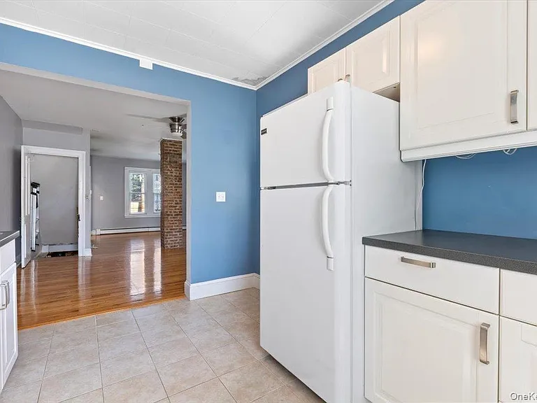 13 Cherry Ave — Photo 9