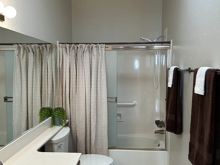 Main Bathroom