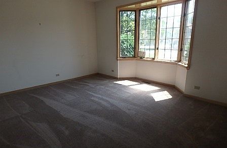 4th image of 3802 Carrington Dr