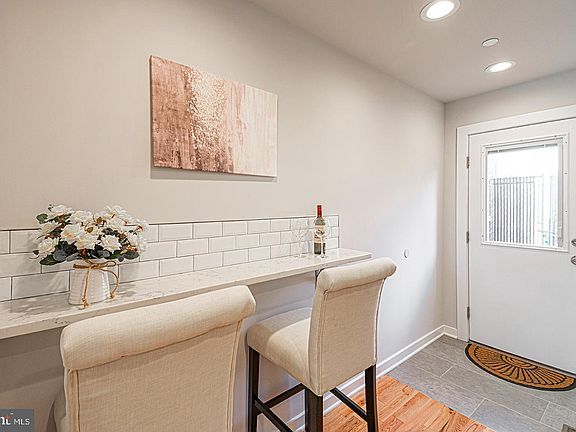 5th image of 2535 Annin St