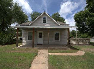 500 W 7th St, Newkirk, OK 74647