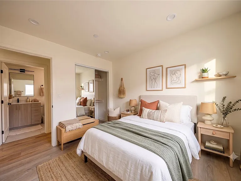 5933 Comey Ave #2 — Photo 4