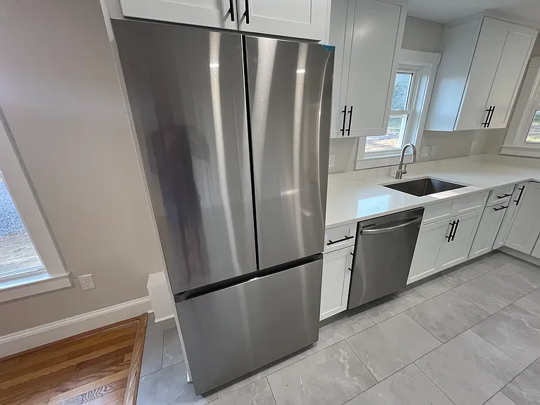 19 W 11th St #A — Photo 21