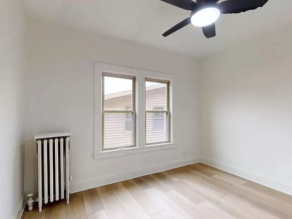 3rd image of 12479 Cedar Rd Unit 301