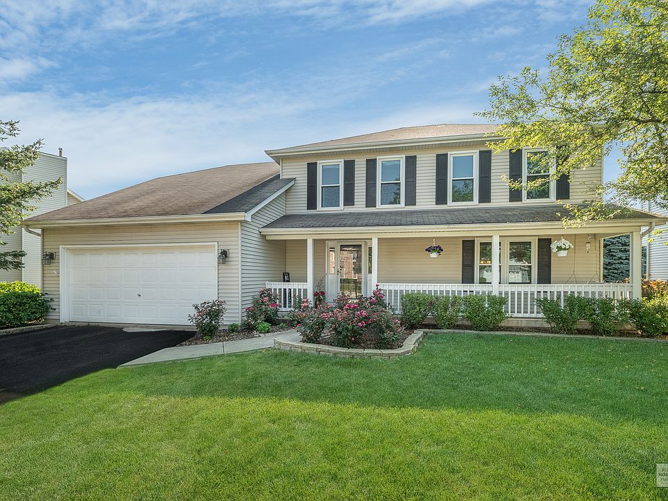 1st image of 3476 Charlemaine Dr