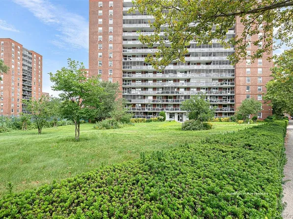 97-07 63 Road #2B, Rego Park, NY 11374