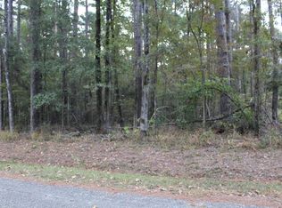 1290 Admiral Dr, Hemphill, TX 75948