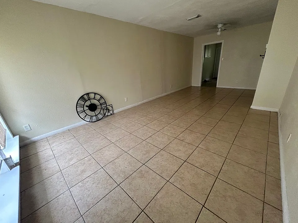 1110 Williamson Dr #1DUPLEX